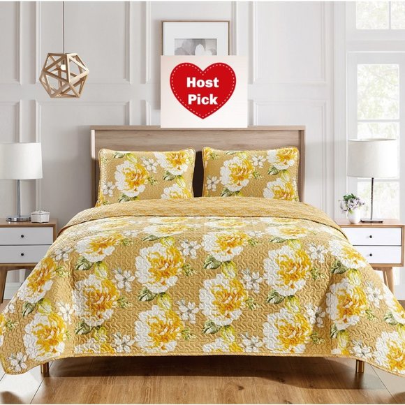 3 Piece Quilted Floral Bedspread Set Almond Color base with Beige/Orange flowers - Picture 1 of 3